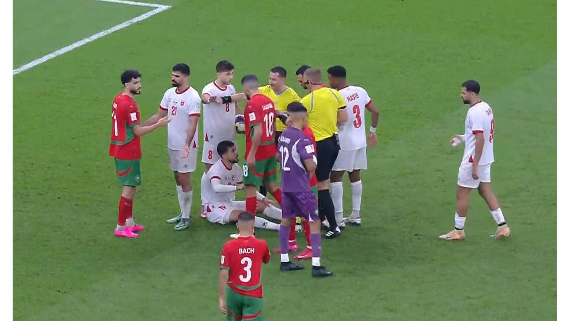 لماذا جلس سعد الروسان على نقطة الجزاء في نهائي لوسيل؟