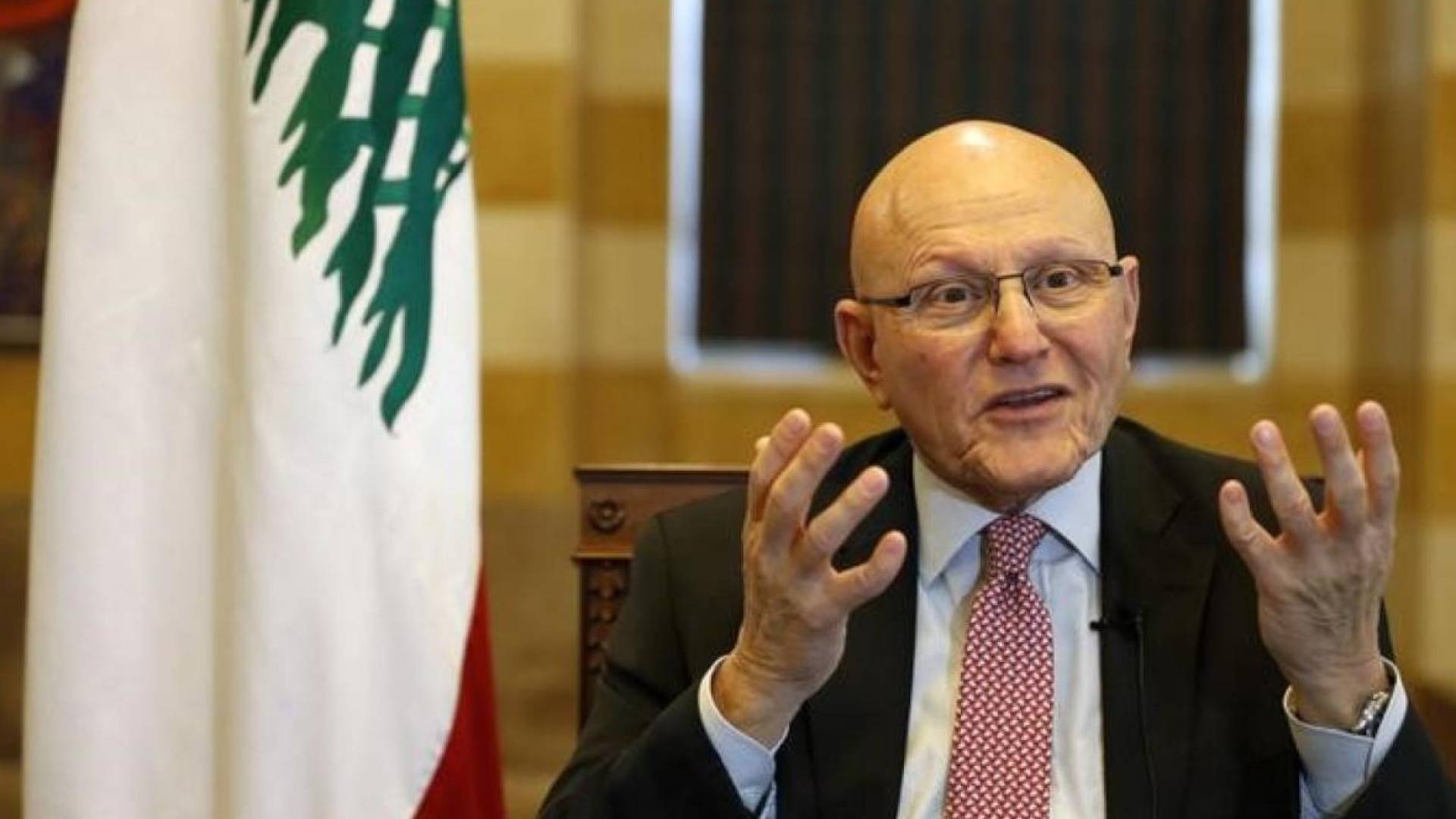 رئيس وزراء لبنان الأسبق تمام سلام ينفي علاقته بقضية "تهريب الأموال"