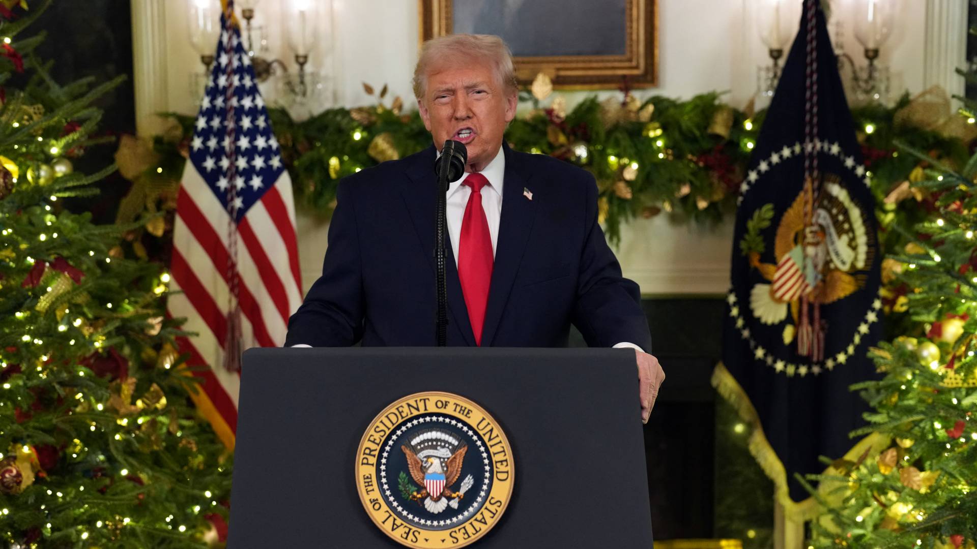 ترمب يعلن "انتقاما شديدا" من تنظيم داعش ويؤكد دعم الحكومة السورية للعملية