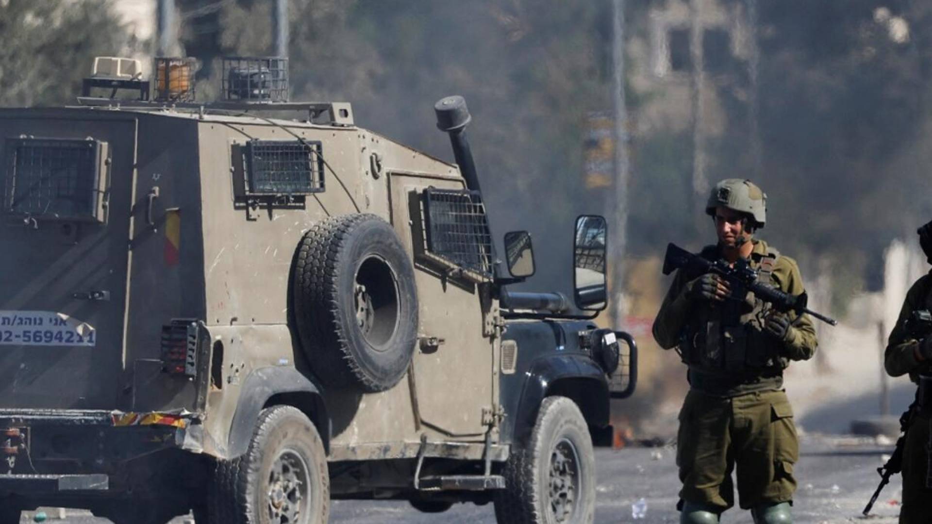 10 إصابات في الضفة والقدس.. والاحتلال يدشن "سياسة الإعدام الميداني" بحق راشقي الحجارة