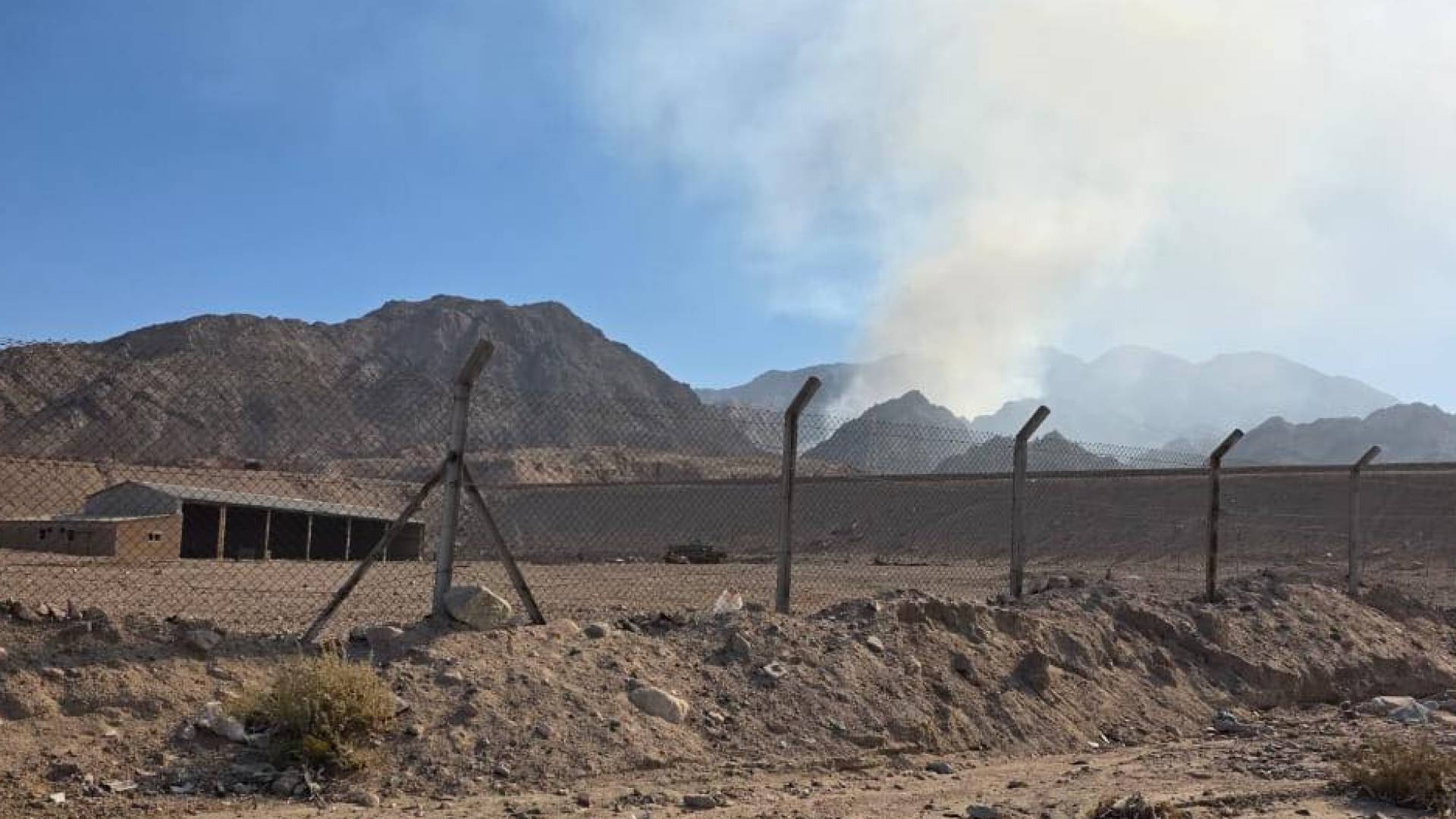 "سلطة العقبة": حريق في "المكب القديم" وسط الجبال.. ولا إصابات بشرية