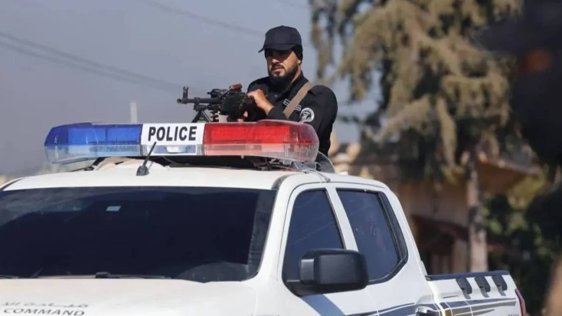 الدفاع السورية وقسد تصدران أوامر بوقف إطلاق النار في حلب بعد ساعات من المواجهات الدامية