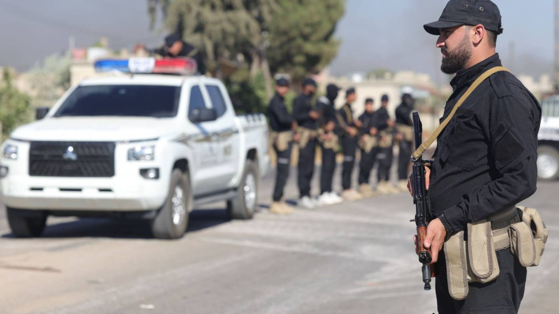 الداخلية السورية: الجيش يحيد 13 عنصرا من "قسد" بعد اعتداءات طالت مستشفى الرازي وأحياء حلب