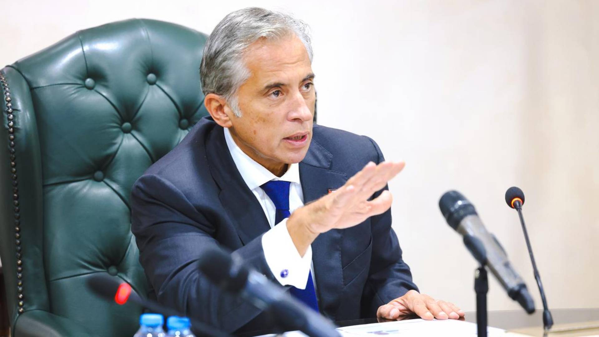 جعفر حسان يزور وزارة الخارجية ويؤكد "الأداء الدبلوماسي ركيزة لتعزيز مكانة الأردن الاستثمارية"