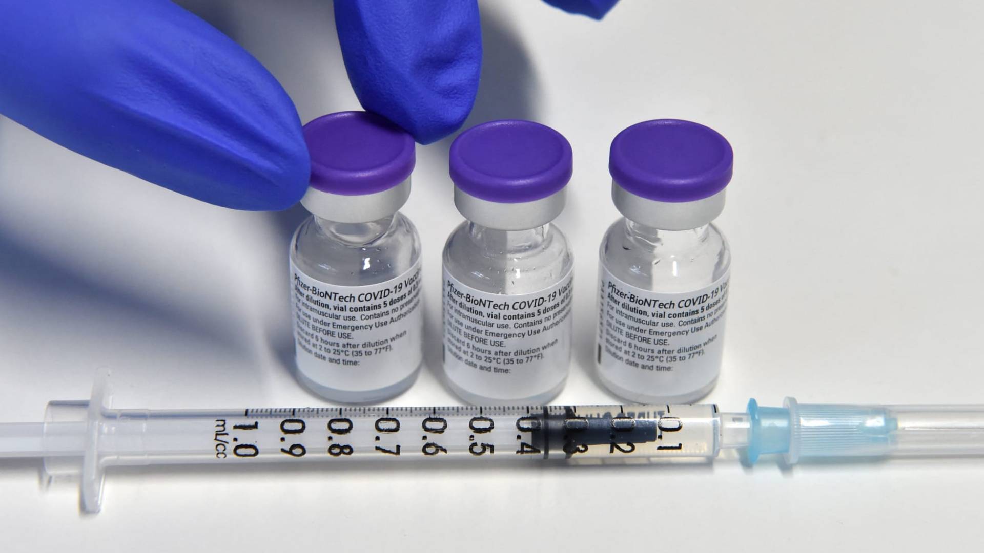 "فايزر" تعلن وفاة مريض خلال تجارب عقار "هيمبافزي".. سكتة دماغية ونزيف يثيران المخاوف