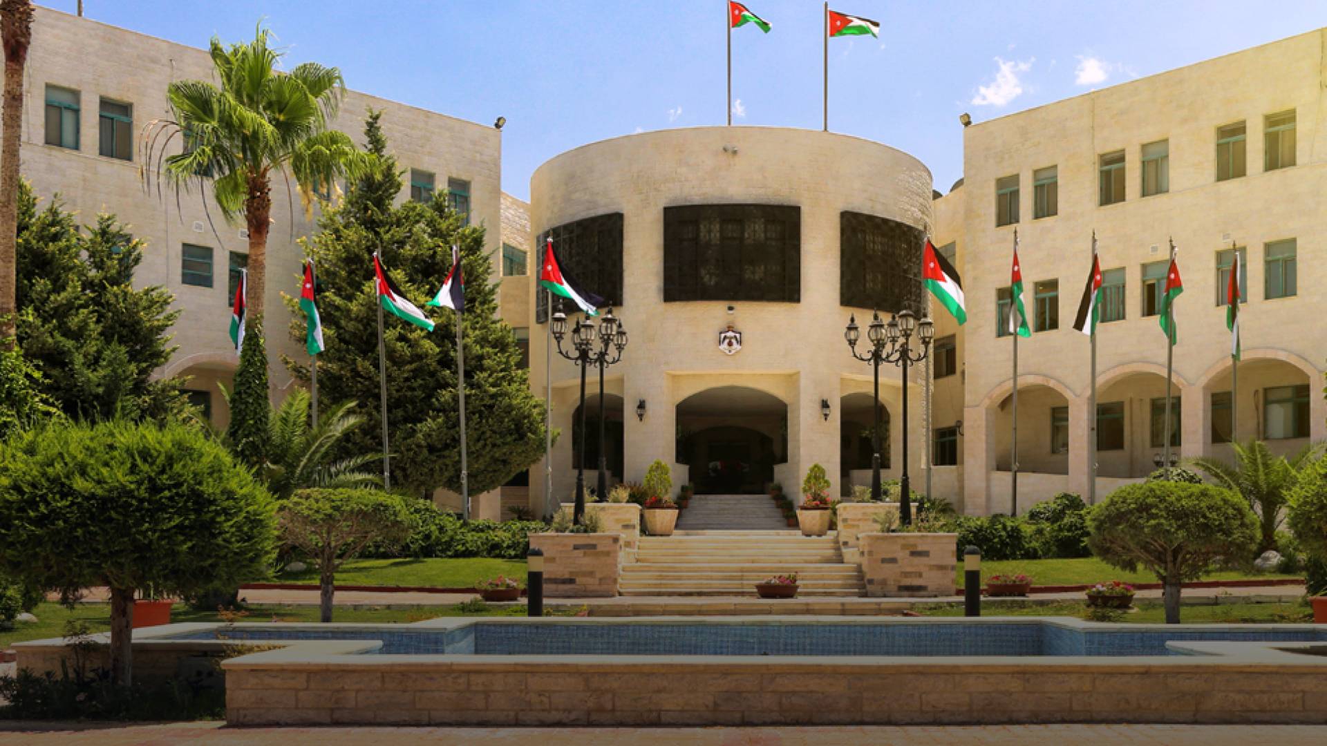 الخارجية: الأردن يعزي بوفاة رئيس الأركان الليبي ومرافقيه إثر سقوط طائرتهم 