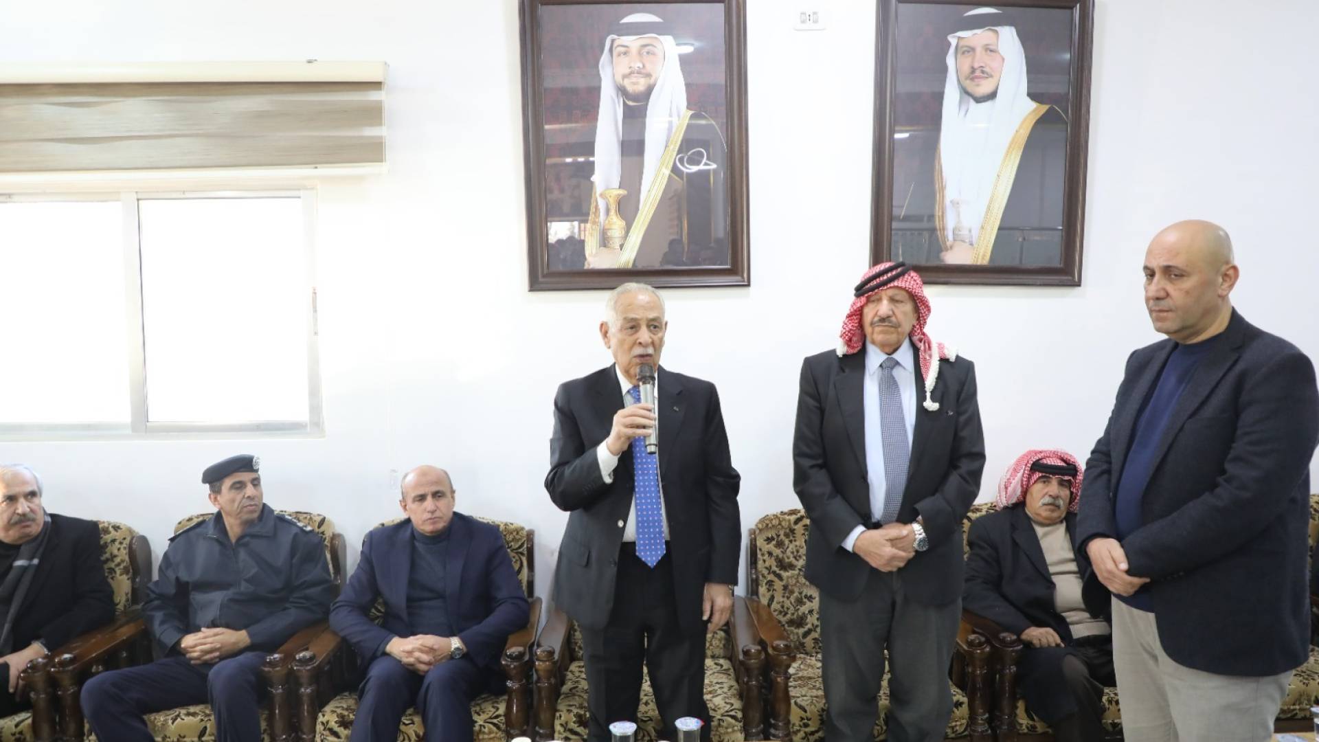 مندوبا عن الملك وولي العهد.. العيسوي يعزي العضايلة والعجارمة والخياط 