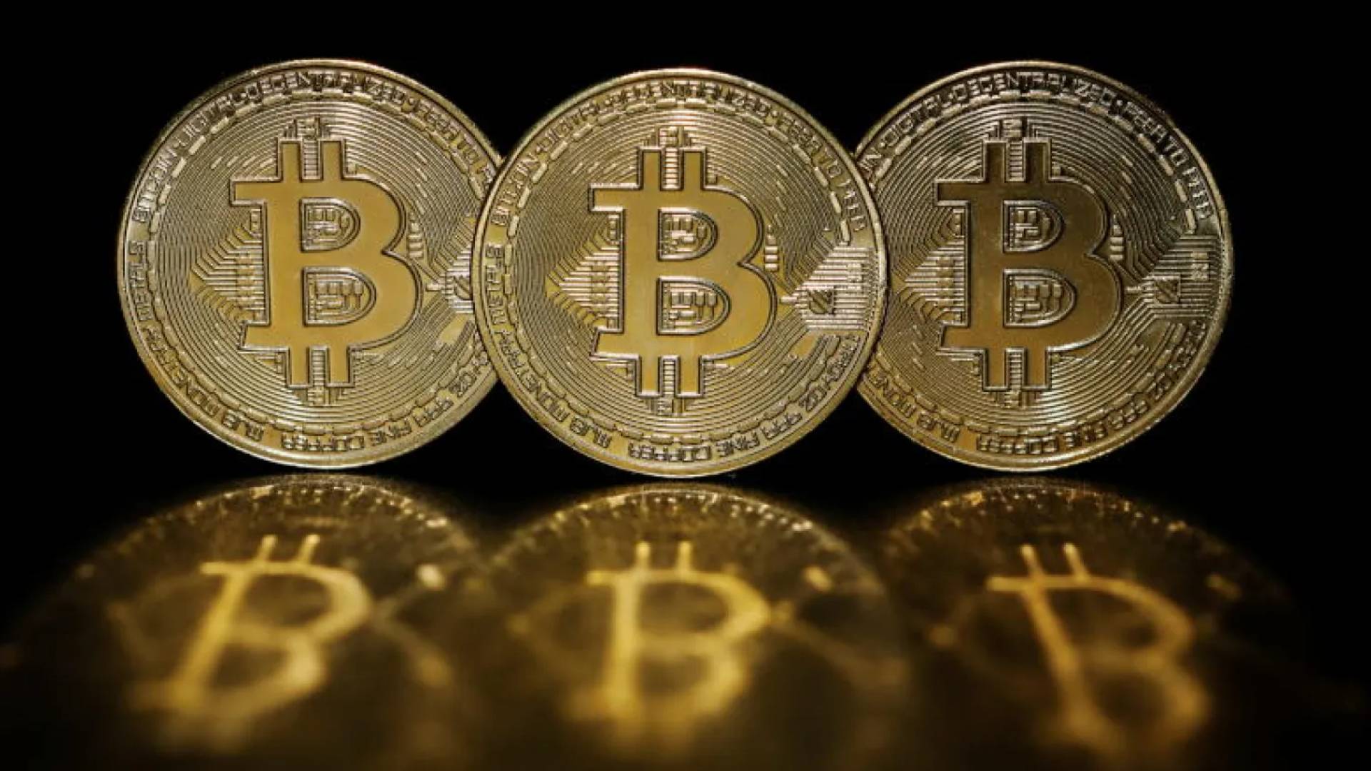 عودة قوية.. "بيتكوين" تعوض خسائرها وتقفز فوق 88 ألف دولار