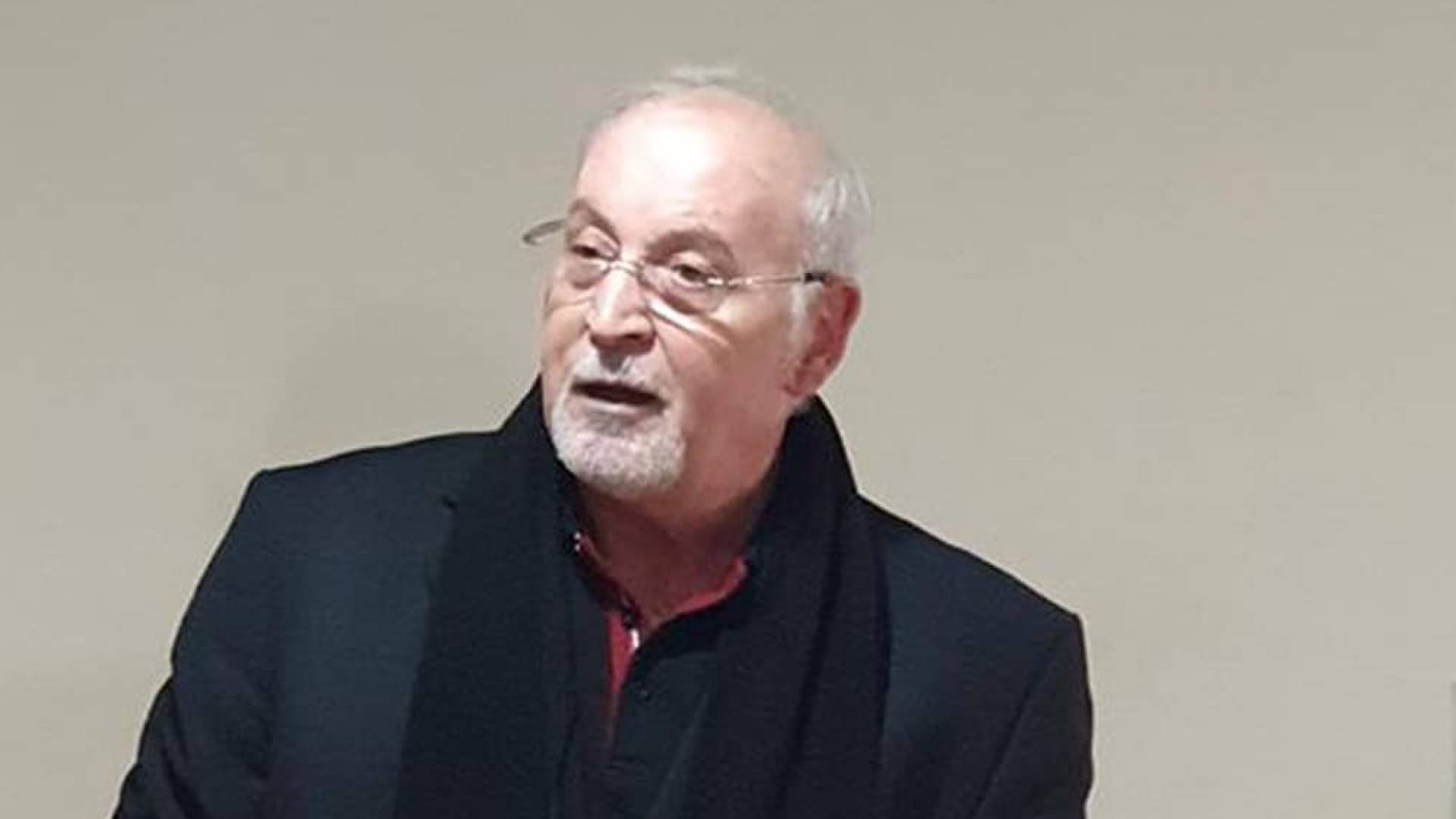 وفاة القيادي الفلسطيني عصام مخول عضو الكنيست السابق