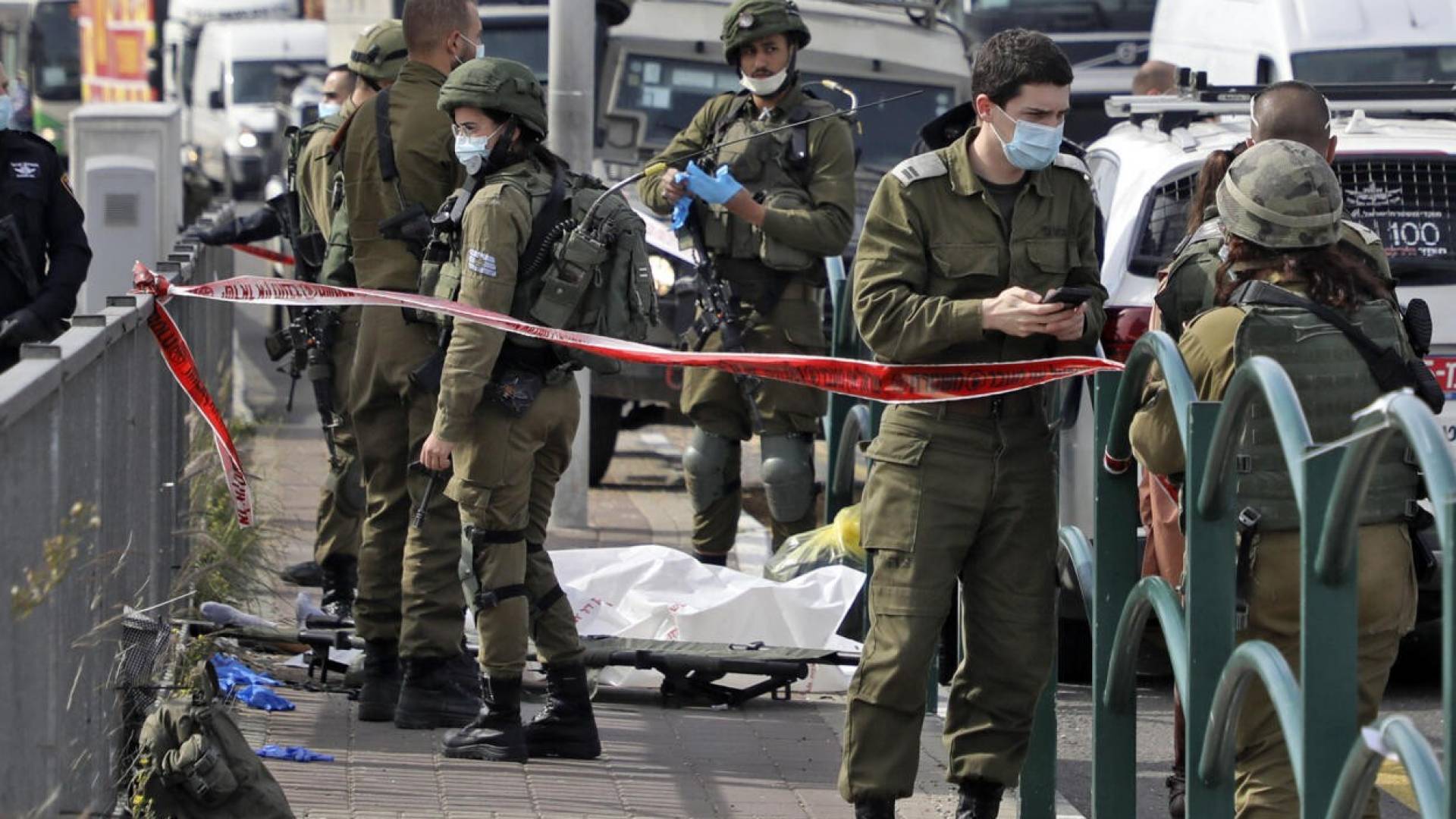 إعلام عبري: مقتل مستوطنة في عملية طعن في العفولة شمال فلسطين المحتلة