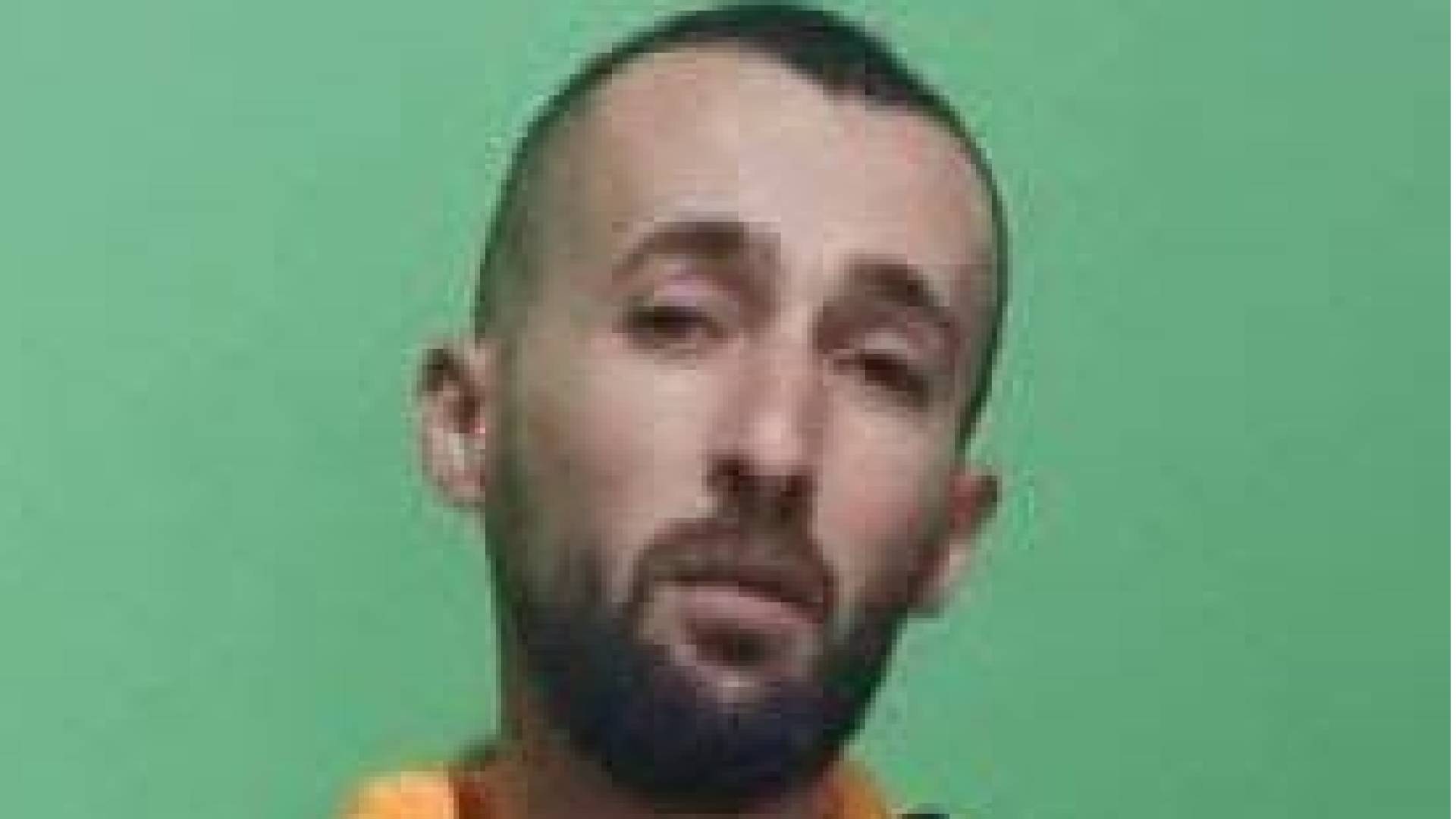 شرطة الاحتلال: اعتقال منفذ عملية الطعن والدهس "احمد ابو الرب" وتبدأ بالتحقيق معه