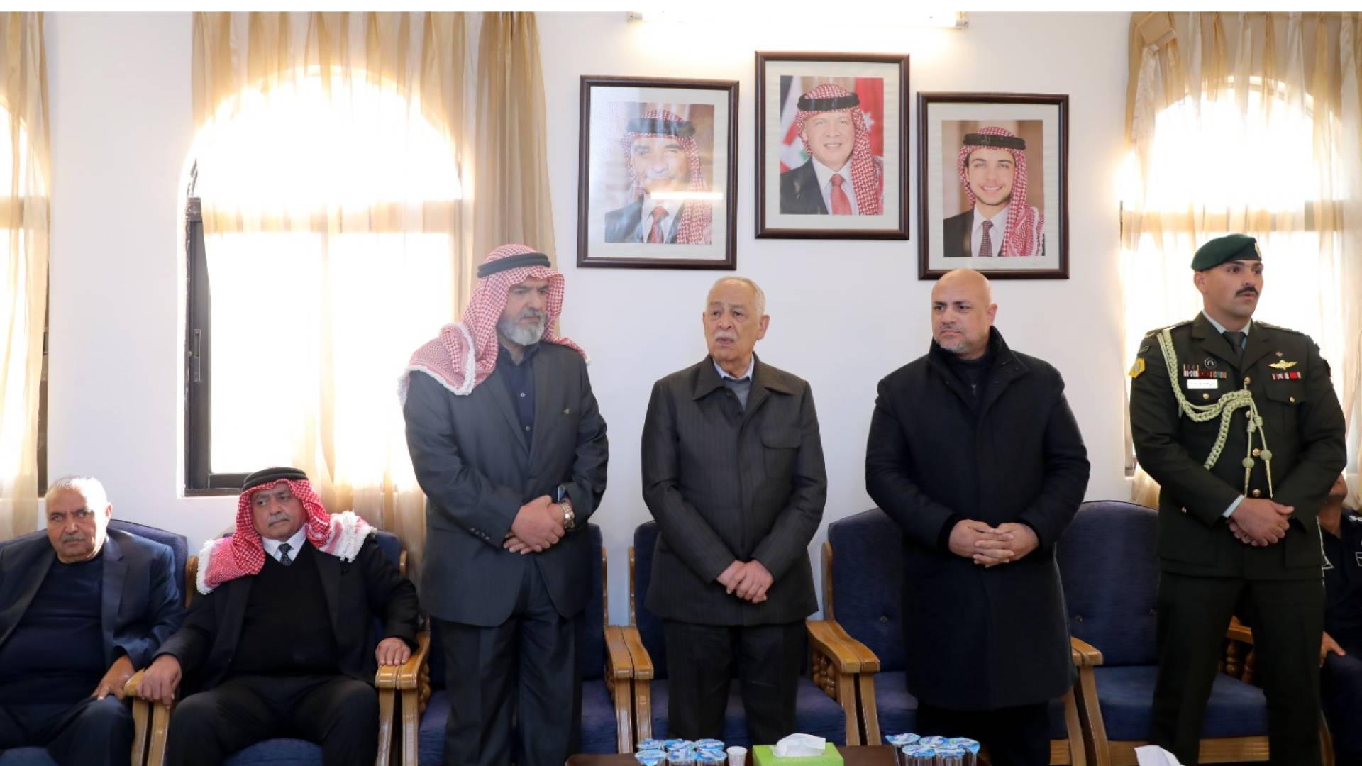 مندوبا عن الملك وولي العهد… العيسوي يعزي عشيرة العربيات