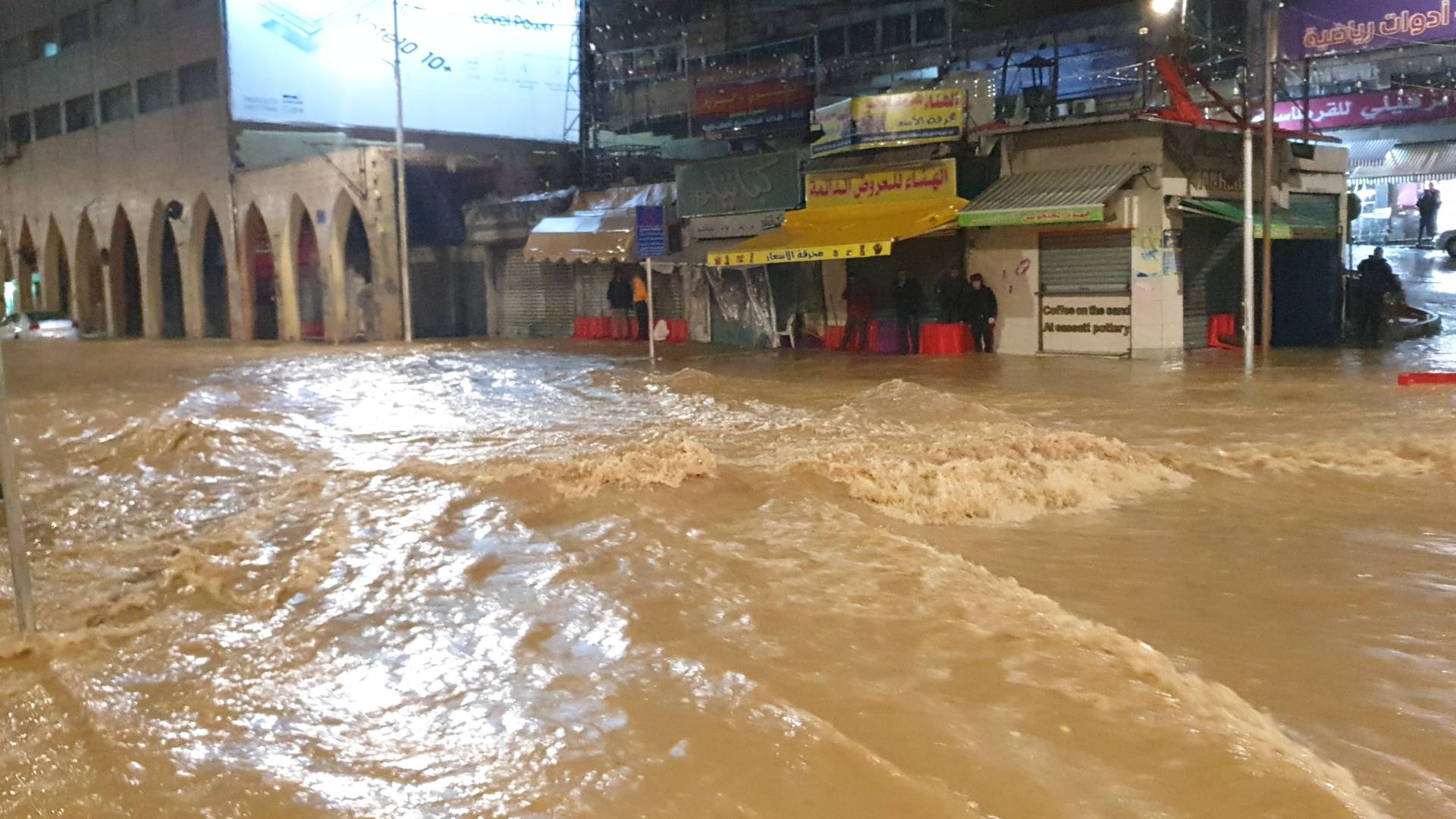 محاكاة تقنية للمنخفض الجوي في الاردن: أمطار غزيرة جدًا في الكرك والطفيلة الليلة وصباح الأحد 