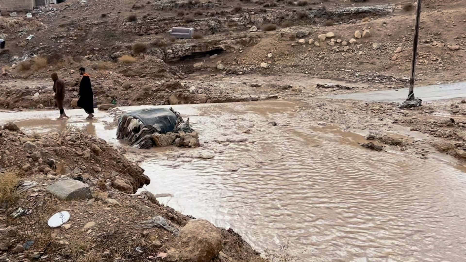 "أمطار غزيرة ورياح عاتية".. منخفضان جويان متتاليان يضربان الاردن و"الارصاد" تحذر من خطر السيول 