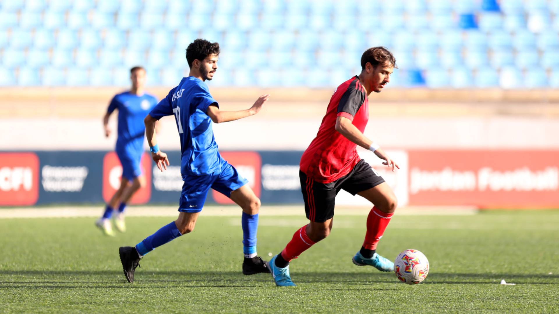 دوري الرديف: الجزيرة "يغرد" وحيدا في صدارة الترتيب