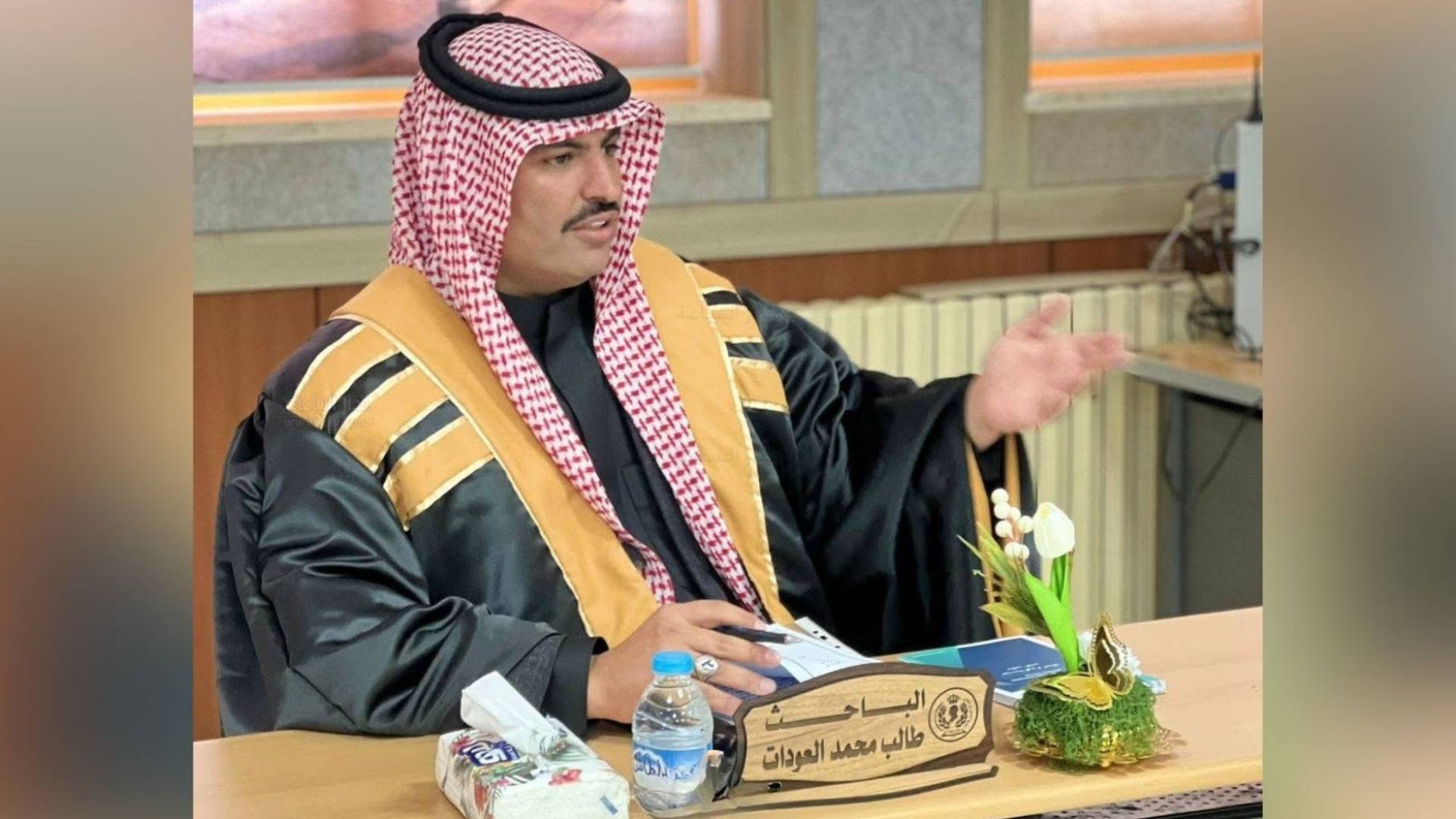 بِدَرَجَةِ الِامْتِيَازِ.. الشَّيْخُ وَالقَاضِي العَشَائِرِيُّ طَالِب العُودَات الحُوَيْطَات يَنَالُ المَاجِسْتِيرَ فِي الدِّرَاسَاتِ الِاسْتْرَاتِيجِيَّةِ 