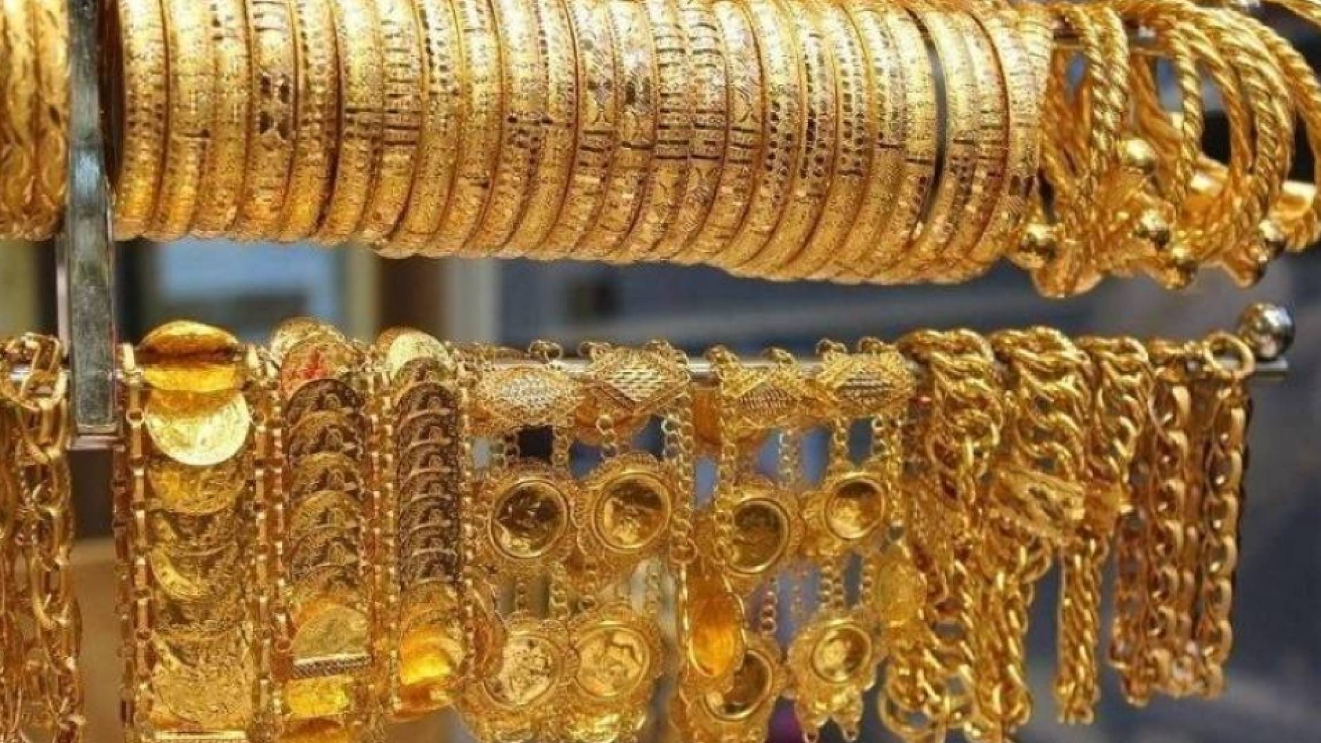 الذَّهَبُ يُوَدِّعُ عَامَ 2025 بِتَرَاجُعٍ جَدِيدٍ.. غِرَامُ الـ 21 يَسْتَقِرُّ عِنْدَ 87.30 دِينَارًا فِي الأُرْدُنِّ 