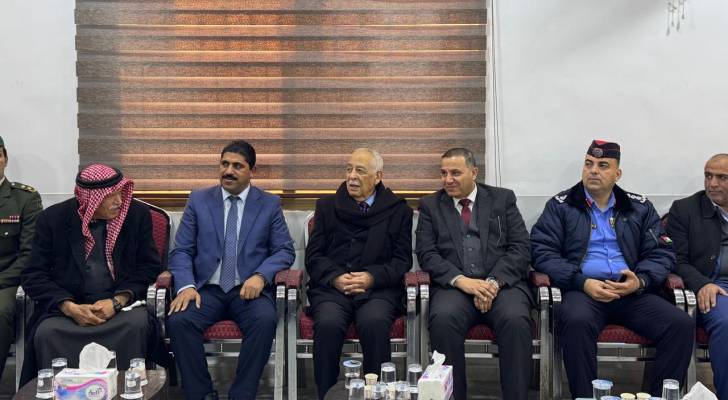مندوبا عن الملك وولي العهد… العيسوي يعزي عشيرة الرواحنة
