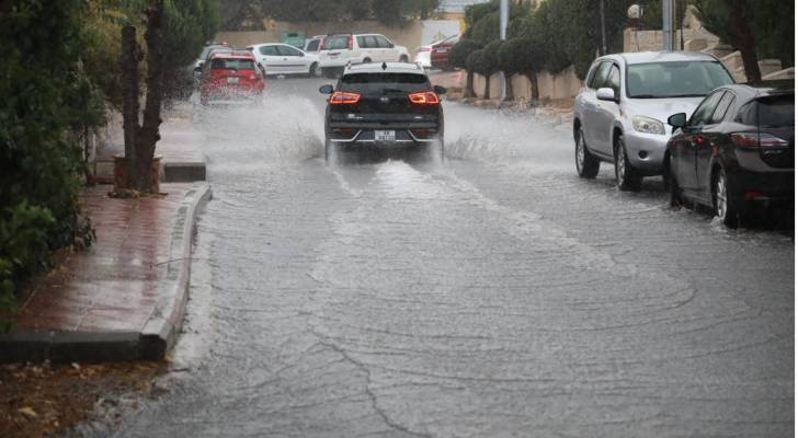 تساقط الأمطار الغزيرة في الأردن