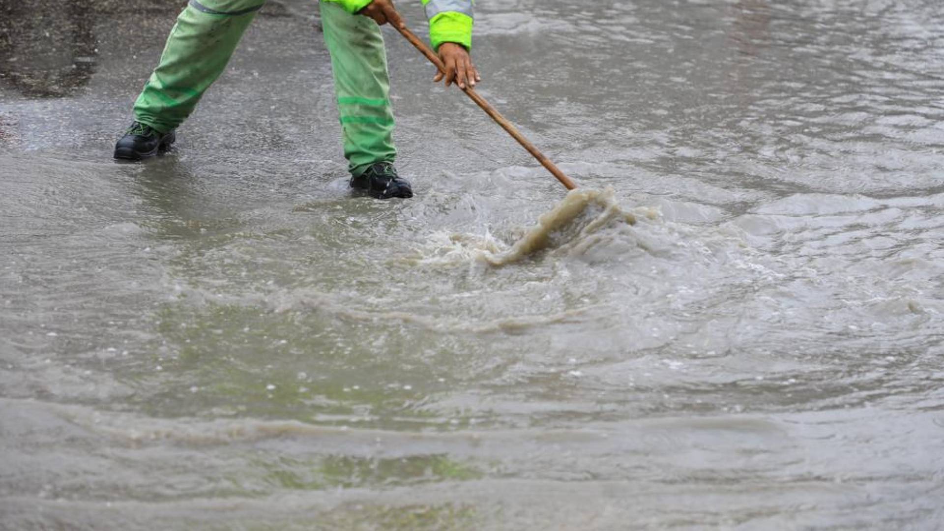 طقس العرب لـ "رؤيا": أمطار غزيرة ورياح قوية وتحذيرات من السيول والصقيع في الأردن #عاجل 