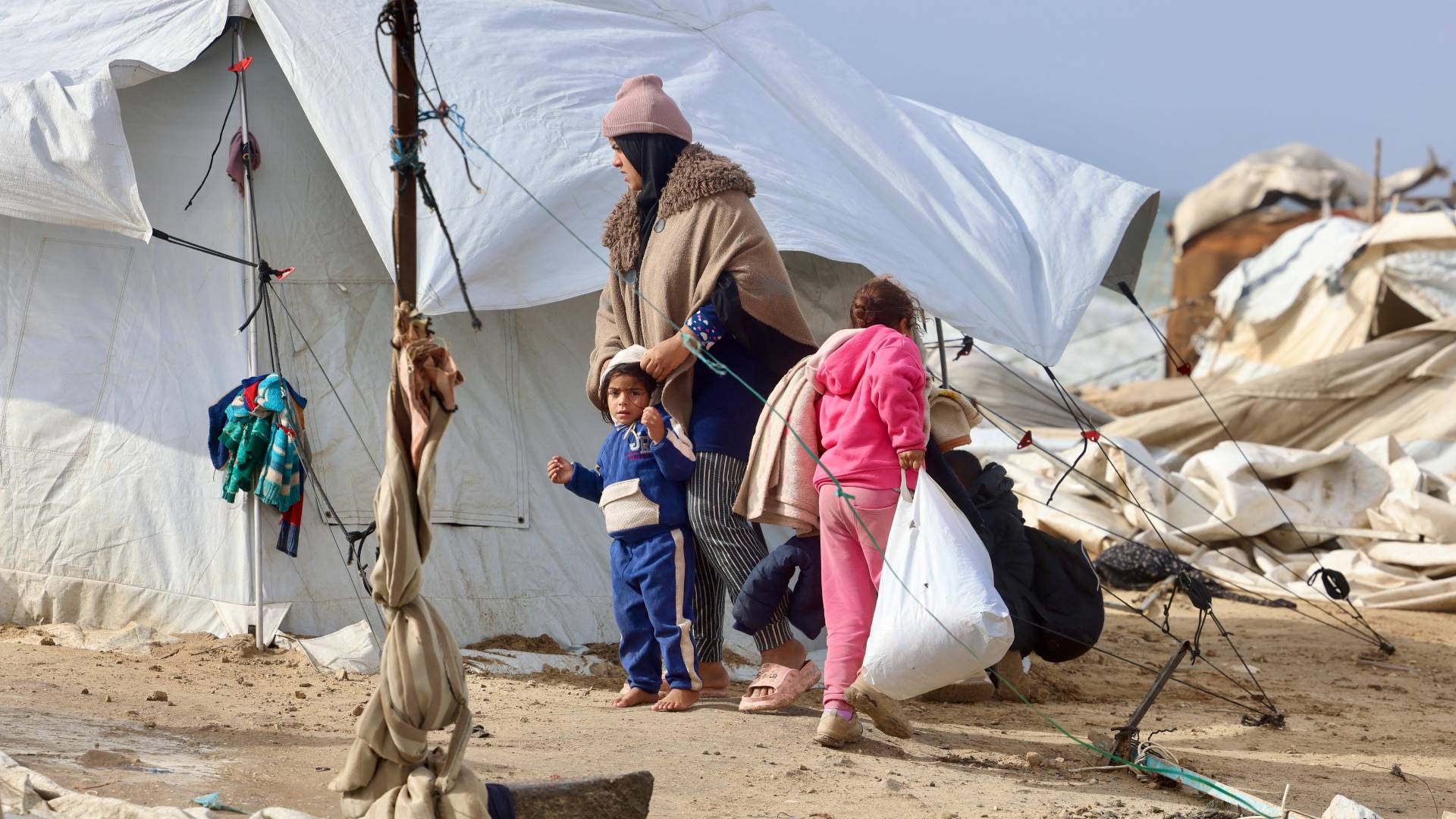 الأردن ودول عربية وإسلامية يعربون عن قلقهم  إزاء تدهور الوضع الإنساني في قطاع غزة