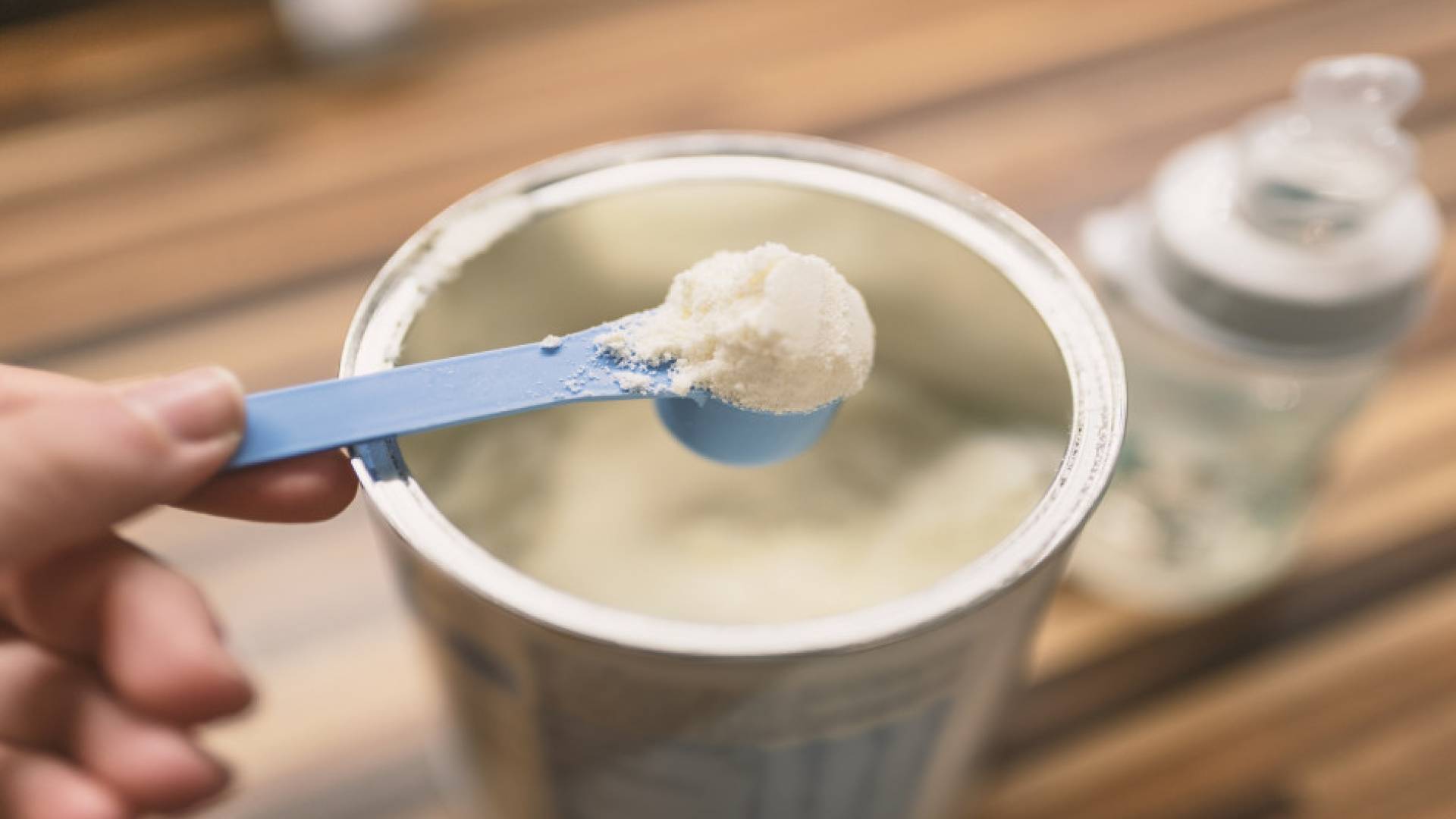 الغذاء والدواء توضح بشأن منتجات حليب الرضع التي تم سحبها احترازيًا عالميًا 