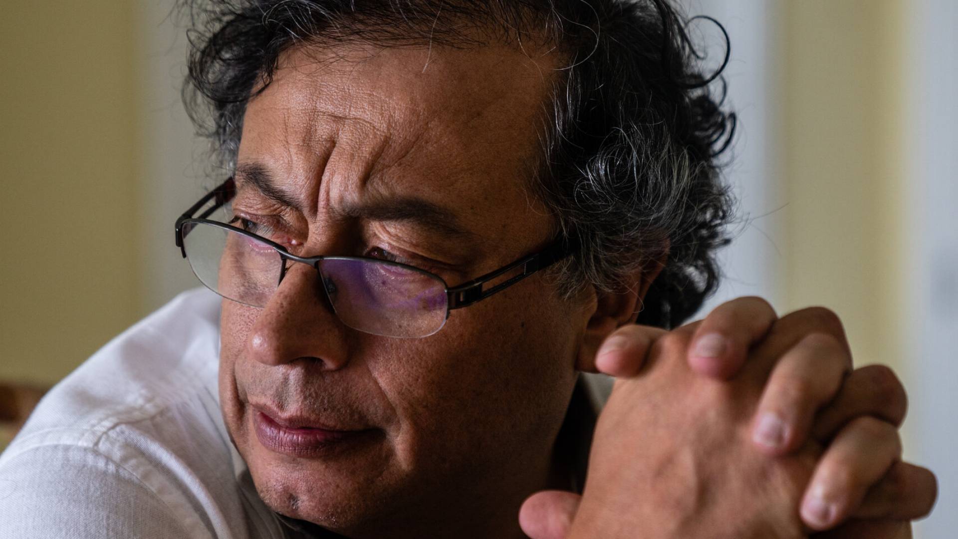 نزع فتيل الانفجار: قمة مرتقبة في البيت الأبيض بعد مكالمة ودية بين ترمب وبيترُو 