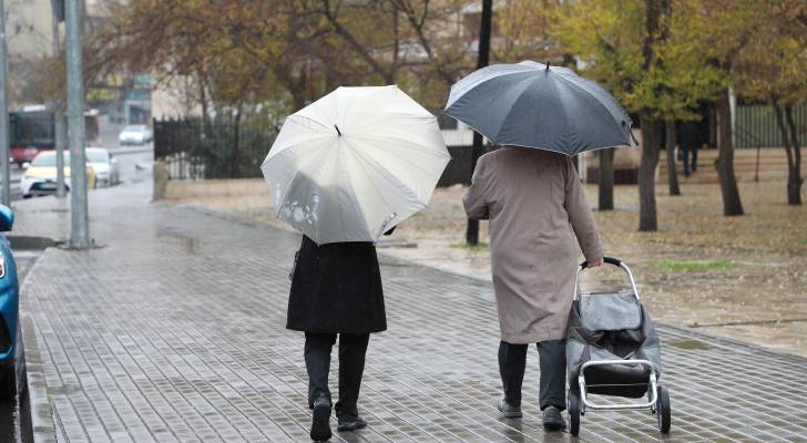 منخفض جوي وأمطار غزيرة الجمعة.. وفرص لثلوج ممزوجة فوق هذه المناطق