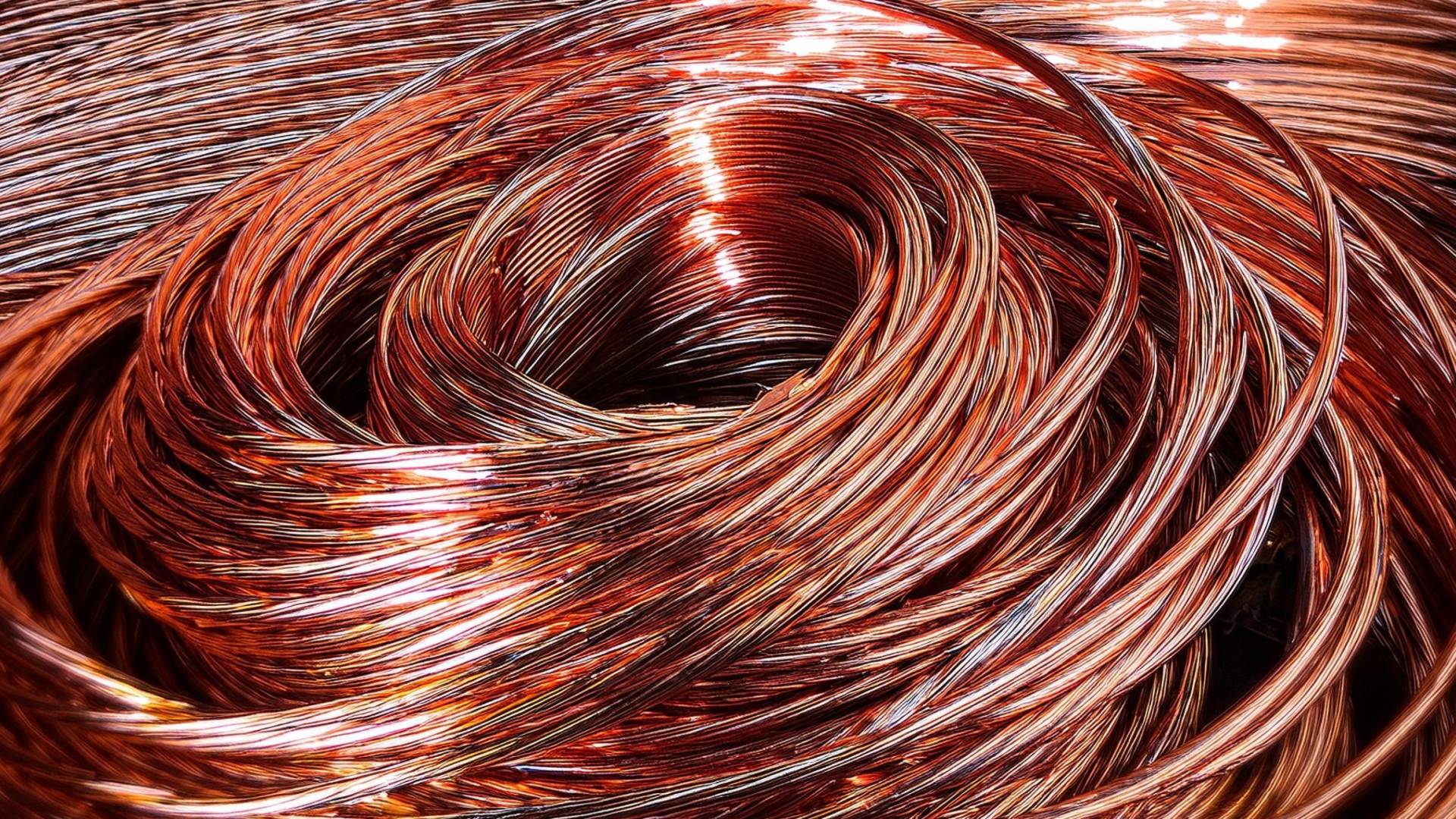 النحاس يقترب من "الرقم الصعب".. مكاسب قوية تدفع "المعدن الأحمر" نحو حاجز الـ 6 دولارات