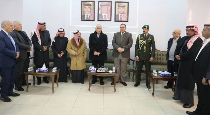 مندوبا عن الملك وولي العهد.. العيسوي يعزي بوفاة زوجة الوزير والعين السابق النجادات