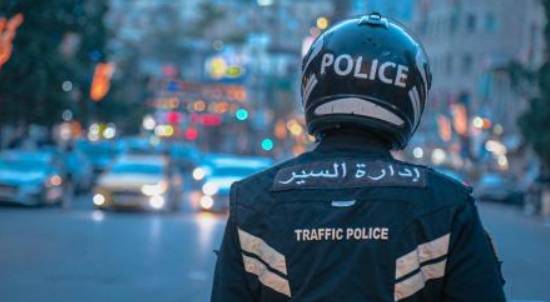 إدارة السير تنظم حركة المرور