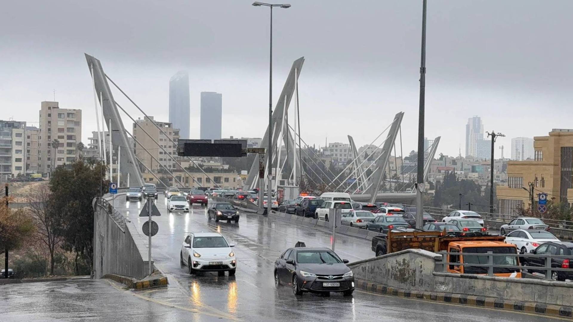 طقس العرب: رفع تصنيف المُنخفض الجوي العميق إلى الدرجة الرابعة (عالي الفعالية) 