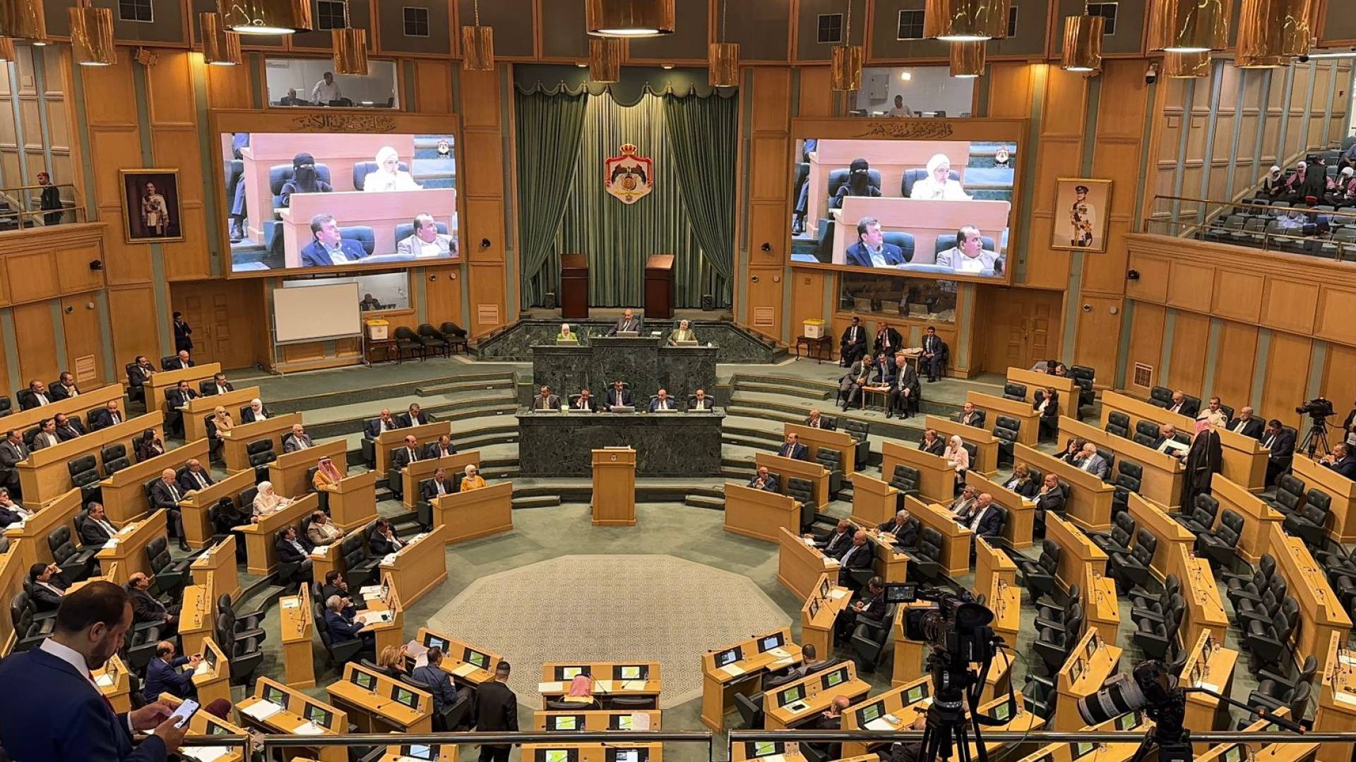 النواب" يناقش الإثنين شكاوى "فواتير الكهرباء" وترويج "مونديال 2026" 