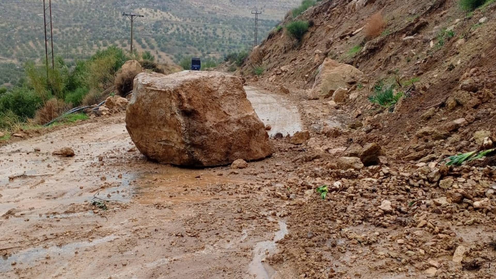 محافظ جرش: 12 شكوى منذ بدء المنخفض ونجاة أسرة وطفل رضيع من منزل تحت الإنشاء