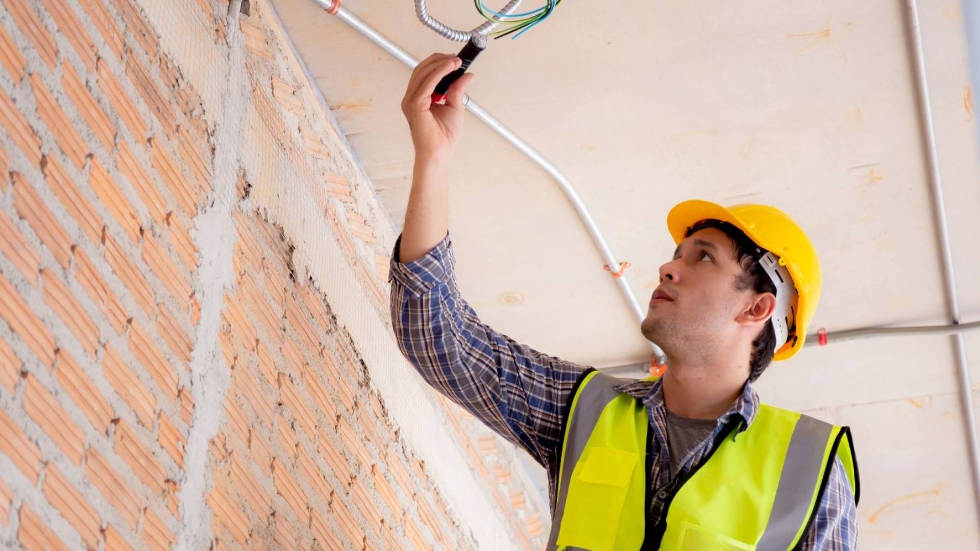 تنظيم الطاقة لـ"رؤيا": تم التعامل مع الأعطال الكهربائية خلال المنخفض الجوي بسرعة فائقة