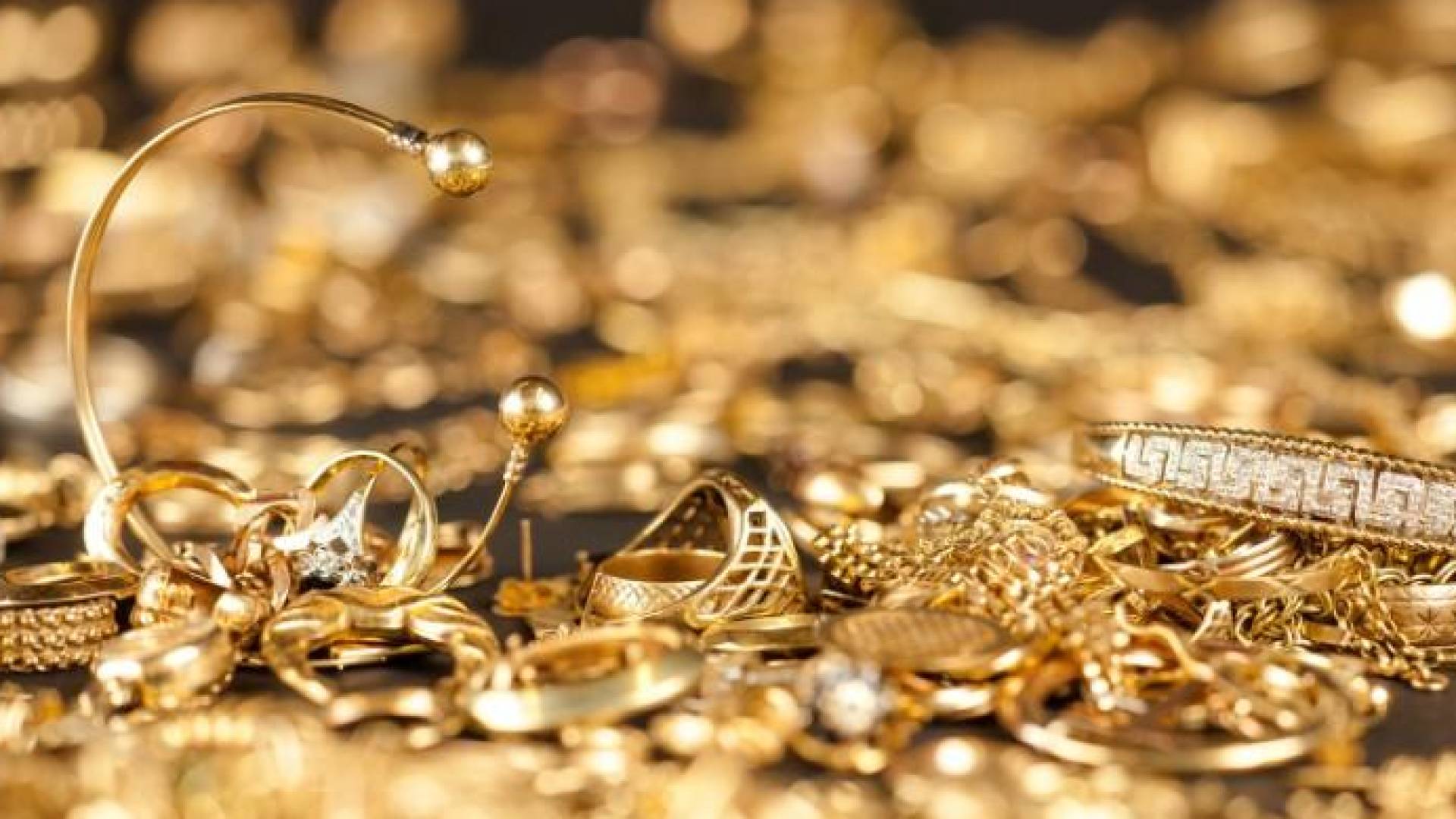 قمة تاريخية جديدة.. الذهب يواصل صعوده في الأردن وعيار 21 يقترب من 94 ديناراً يوم الأربعاء #عاجل 