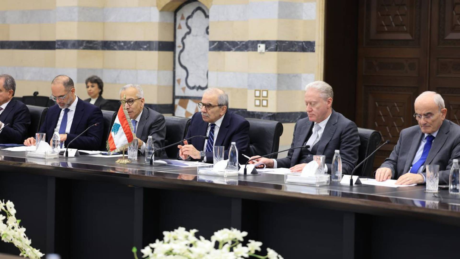 برئاسة حسان.. بدء اجتماع اللجنة العليا الأردنية - اللبنانية المشتركة في دورتها الثامنة في بيروت