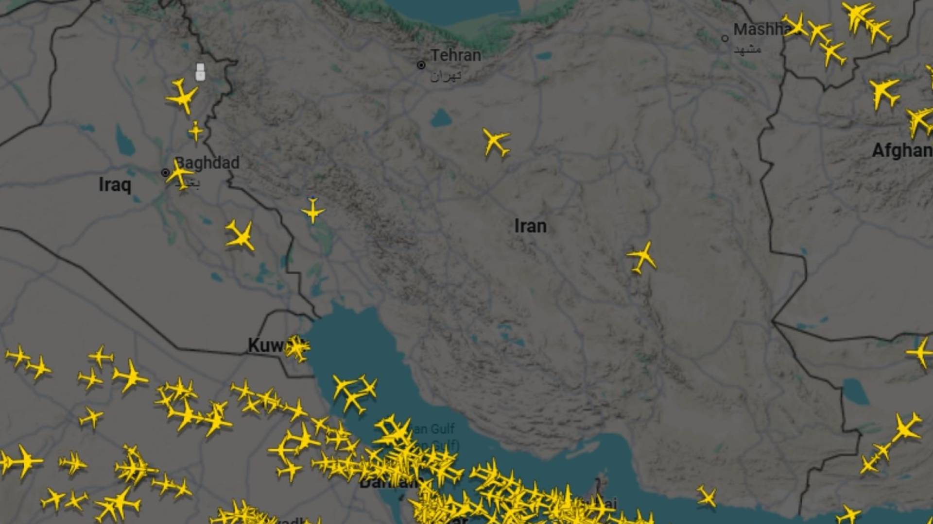 رويترز: إيران تصدر إشعارا بإغلاق مجالها الجوي لكل الرحلات باستثناء الدولية التي تحصل على إذن