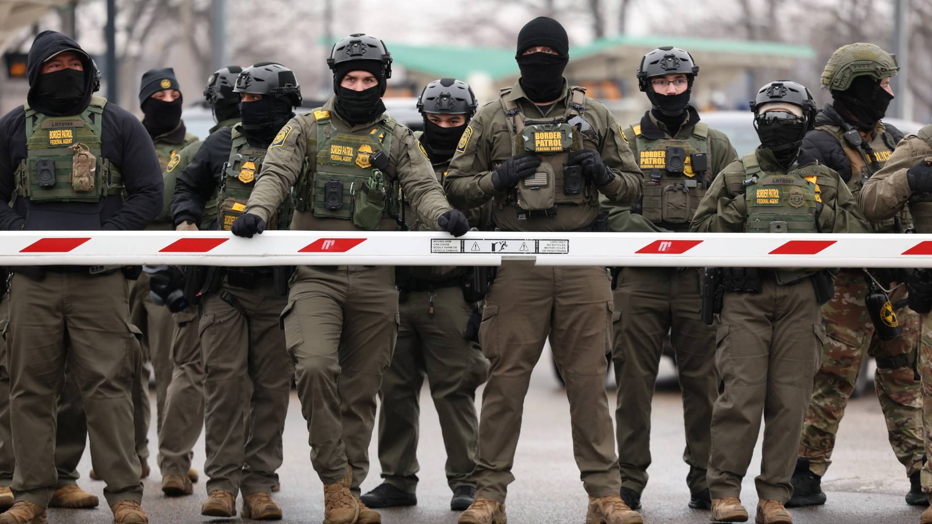 وجود عملاء (ICE) في الملاعب يشعل مخاوف العالم وينذر بـ"مقاطعة جماهيرية لكأس العالم" 