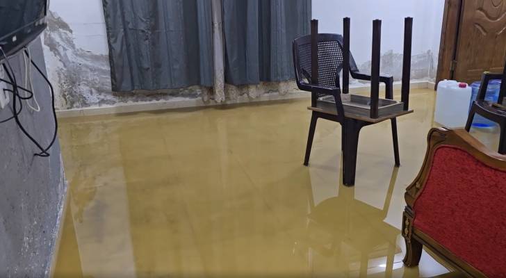 مداهمة المياه للمنازل في إربد