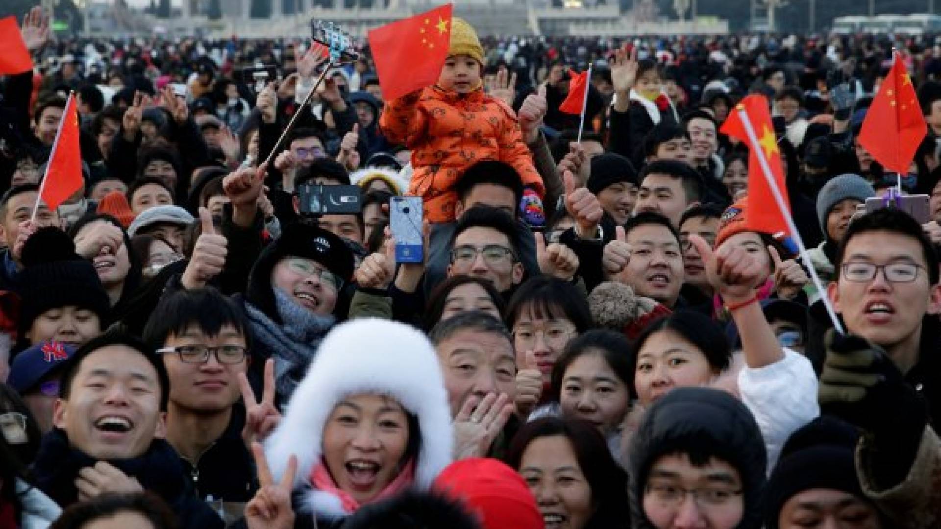 لِلْعَامِ الرَّابِعِ عَلَى التَّوَالِي.. سُكَّانُ الصِّينِ فِي تَرَاجُعٍ وَالْعَدَدُ يَهْبِطُ لِـ 1.405 مِلْيَار 