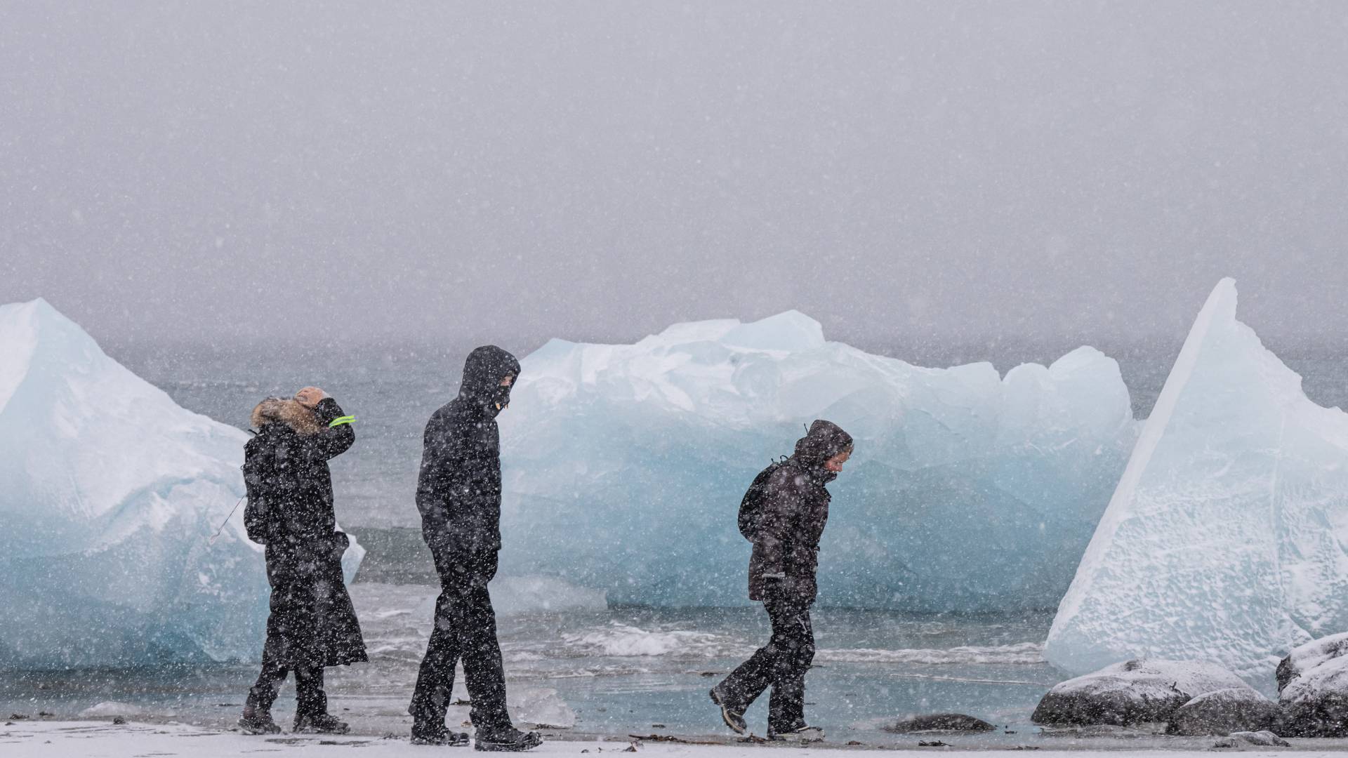 تعزيزات جوية أمريكية في طريقها إلى غرينلاند.. تدريبات روتينية أم طموحات جيوسياسية؟ 