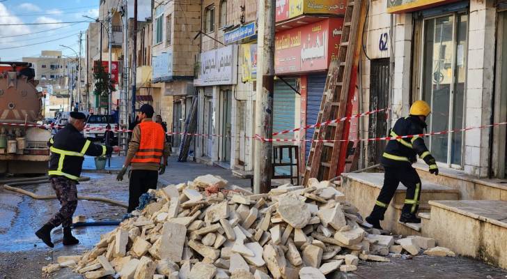 محافظ مادبا يقرر إعادة فتح شارع "الأحوال المدنية" بعد التأكد من سلامته