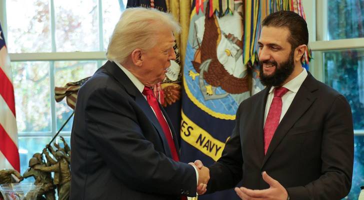 الرئيس السوري أحمد الشرع والرئيس الأمريكي دونالد ترمب