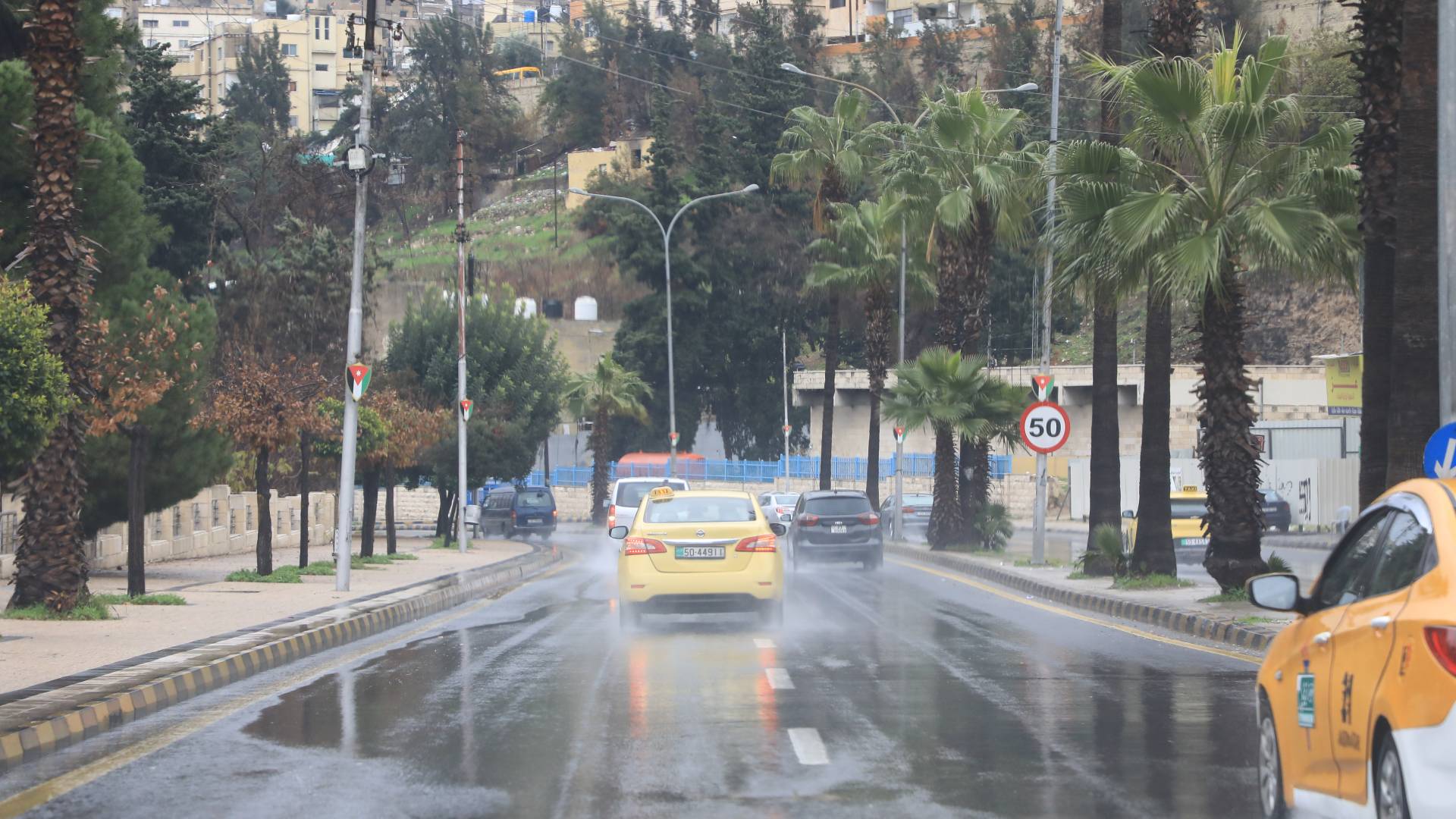 "أمطار الخير" تغسل غبار الأردن.. وتحذيرات من "تعمق المنخفض" خلال الساعات القادمة #عاجل 