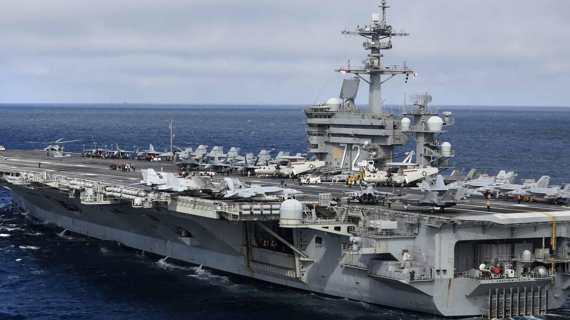بين جاهزية "لينكولن" ورفض طهران للإملاءات.. واشنطن تتحسب للرد الإيراني وتُعزز أنظمتها الصاروخية 