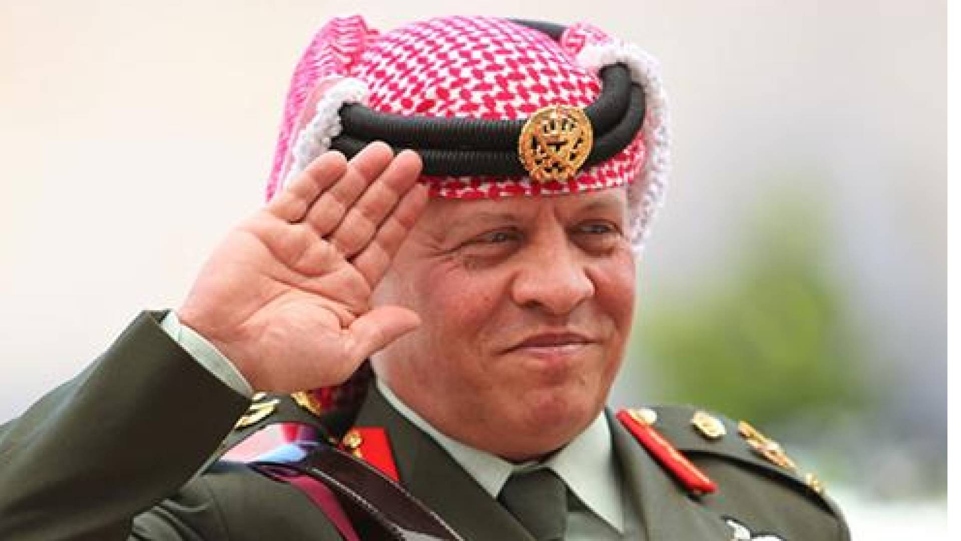 الْمُومَنِي يُهَنِّئُ الْمَلِكَ: "حِكْمَةٌ تَتَقَدَّمُنَا وَعَزْمٌ يَقُودُنَا" 