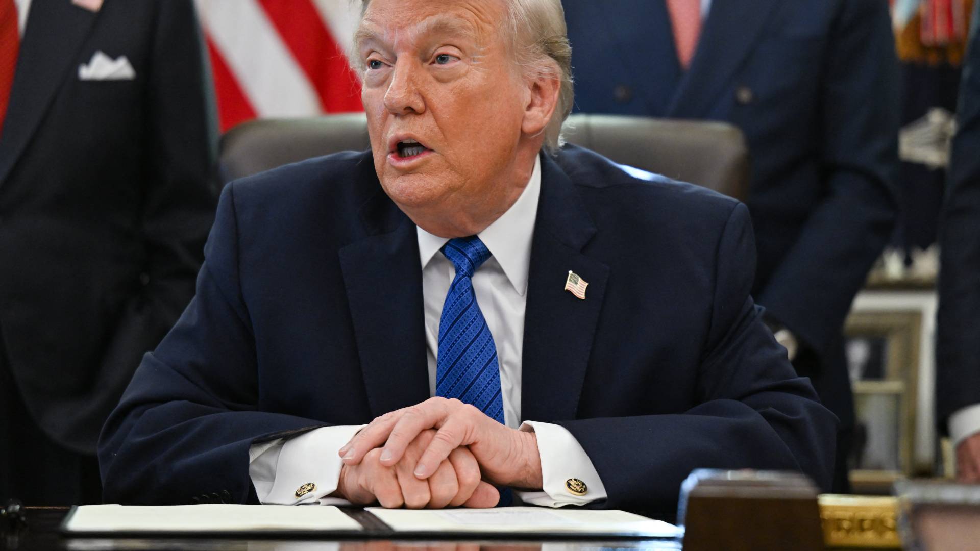 ترمب: فنزويلا بديل لإيران في سوق النفط و لن نسمح للصين بالسيطرة على كندا 