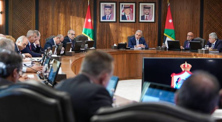 الحكومة تصدر قرارات جديدة تهم الأردنيين