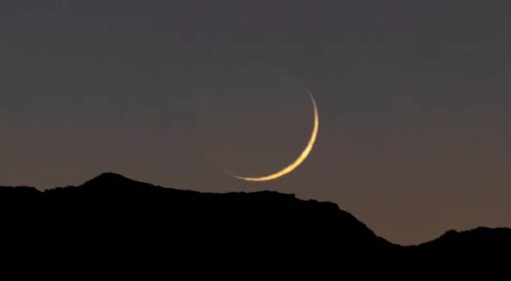 تحري هلال رمضان